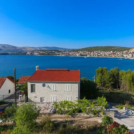 Villa Uno Trogir Exterior photo
