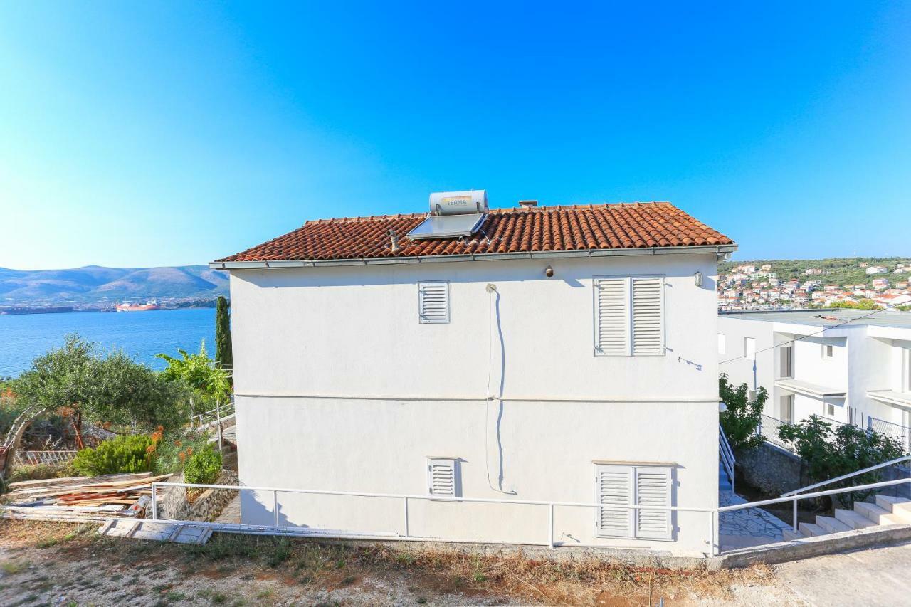 Uno * Trogir